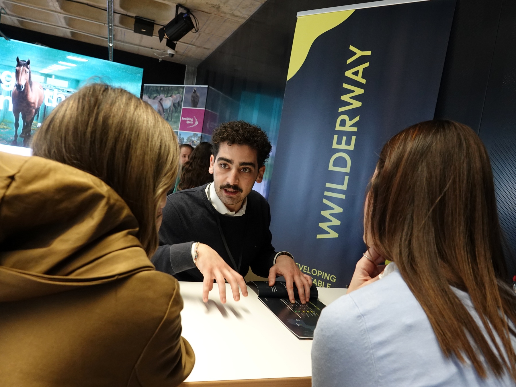 Reunión con Wilderway